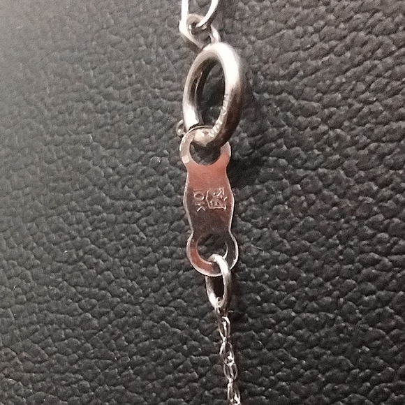 10K White Gold Natural Diamond Journey Pendant Necklace - Picture 4 of 4